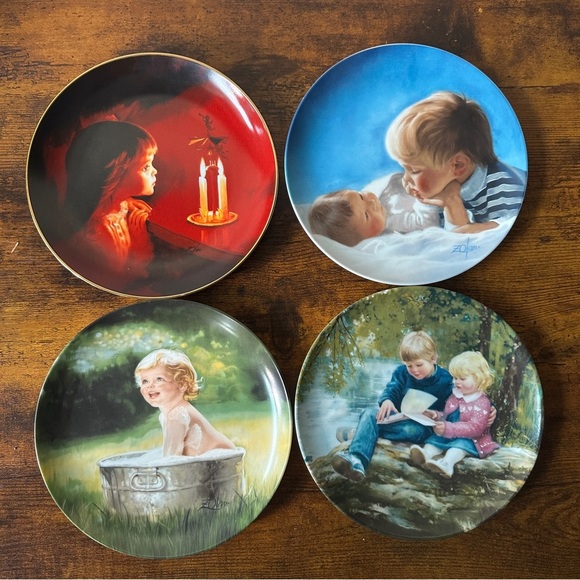 Charming Children's Illustration Plates Set - Picture 1 of 1